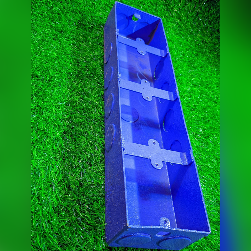 4gang 16mm (১৬ গেজ) conceal box