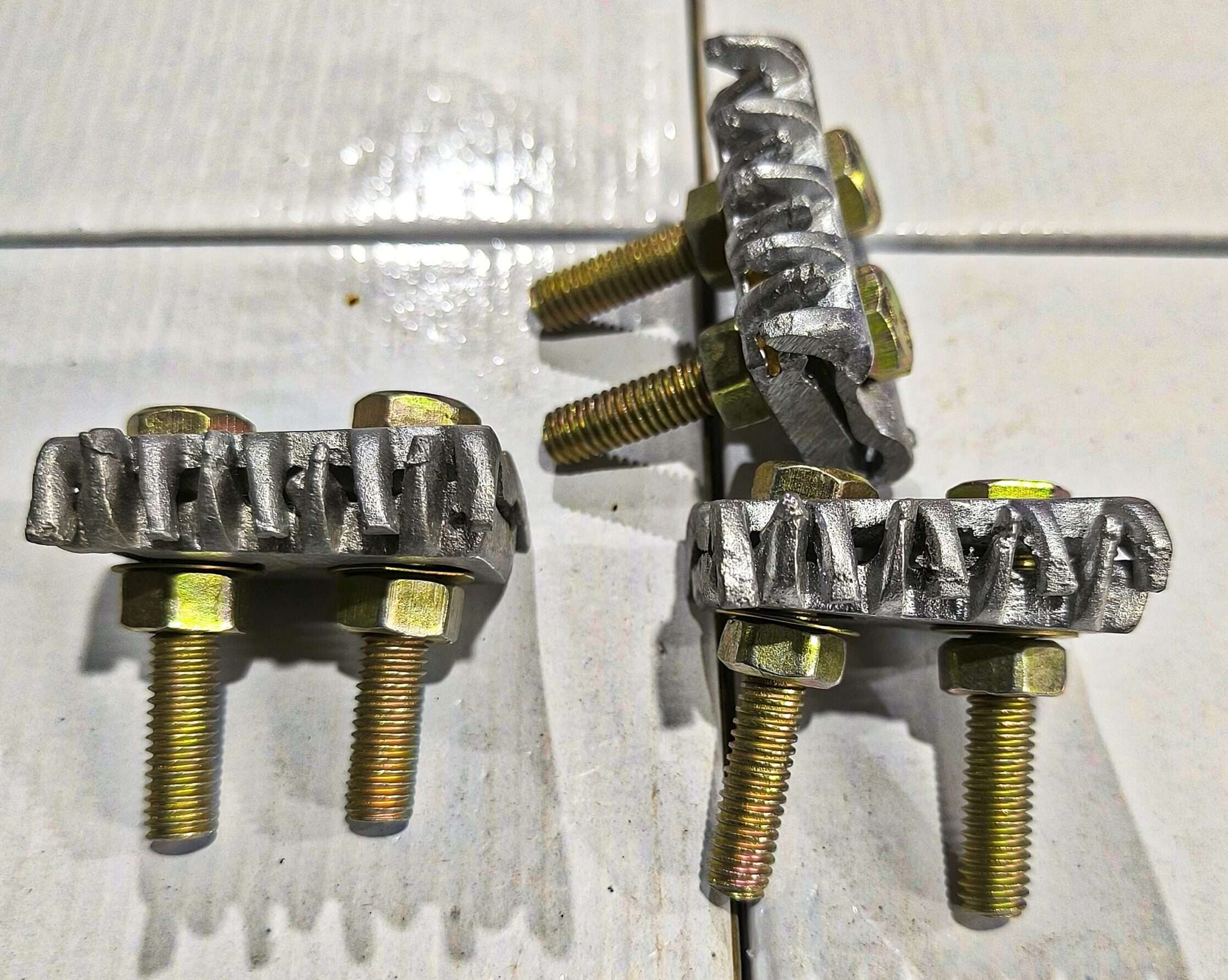 PG CLAMP MEDIUM