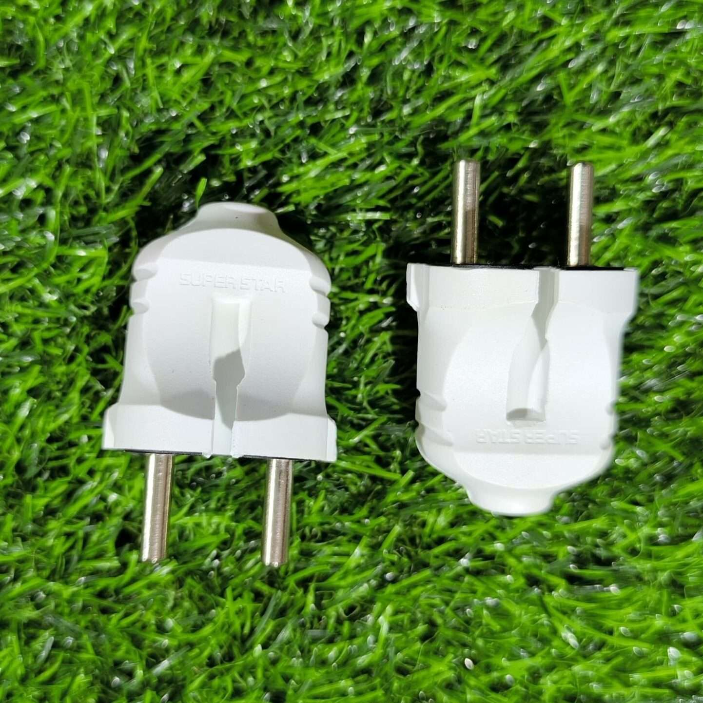 Super Star 2 pin plug