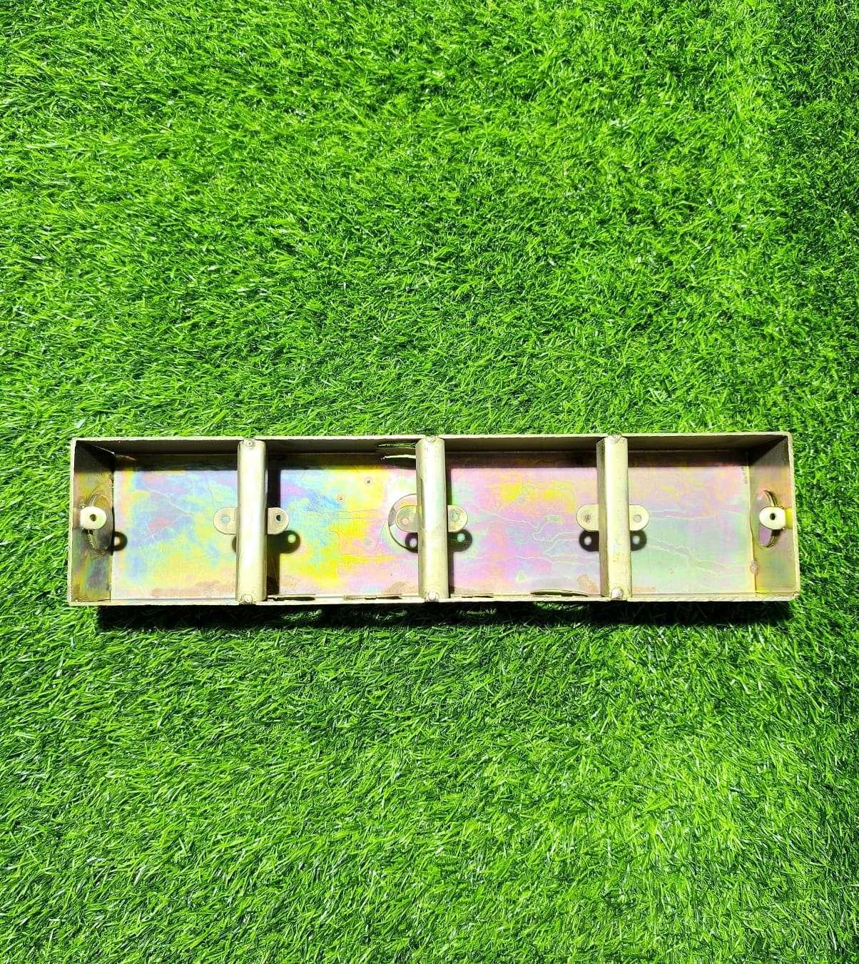 20GEJ STEEL BOX 3GANG GOLDIN